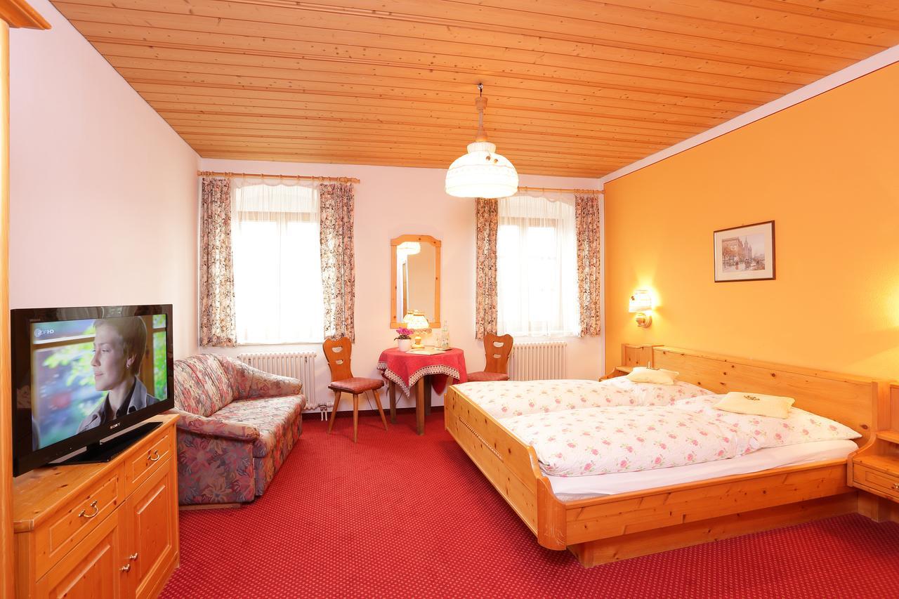 Gasthaus Zur Moosmuehle Huglfing エクステリア 写真